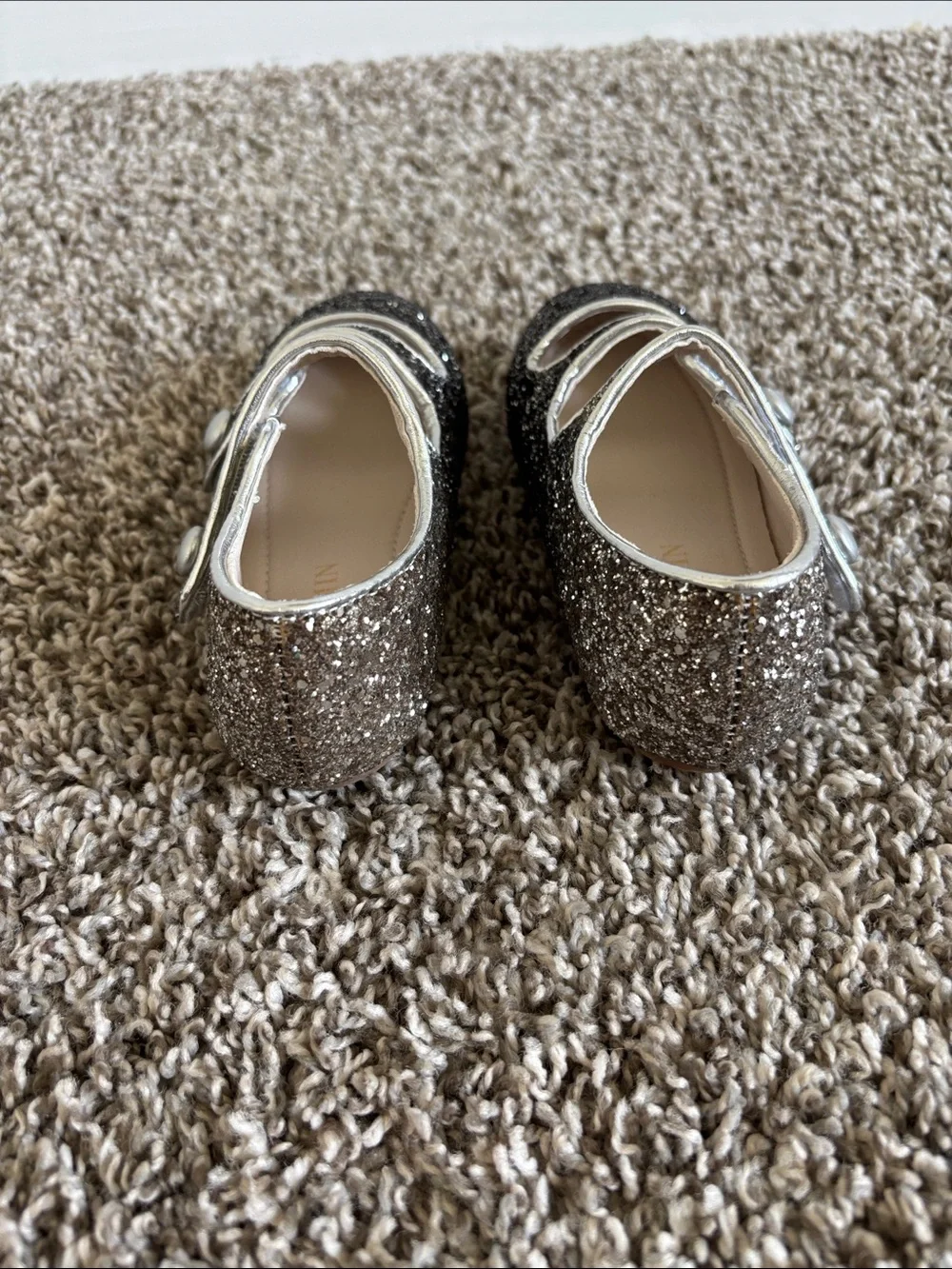 Amazon Girls' Glitter Triple-Strap Mary Jane Shoes - Black